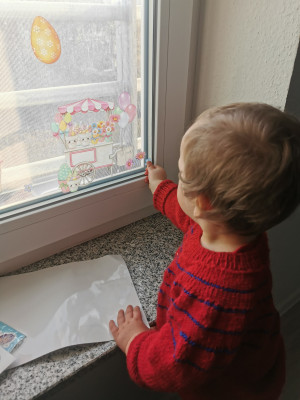 Fensterbilder kleben